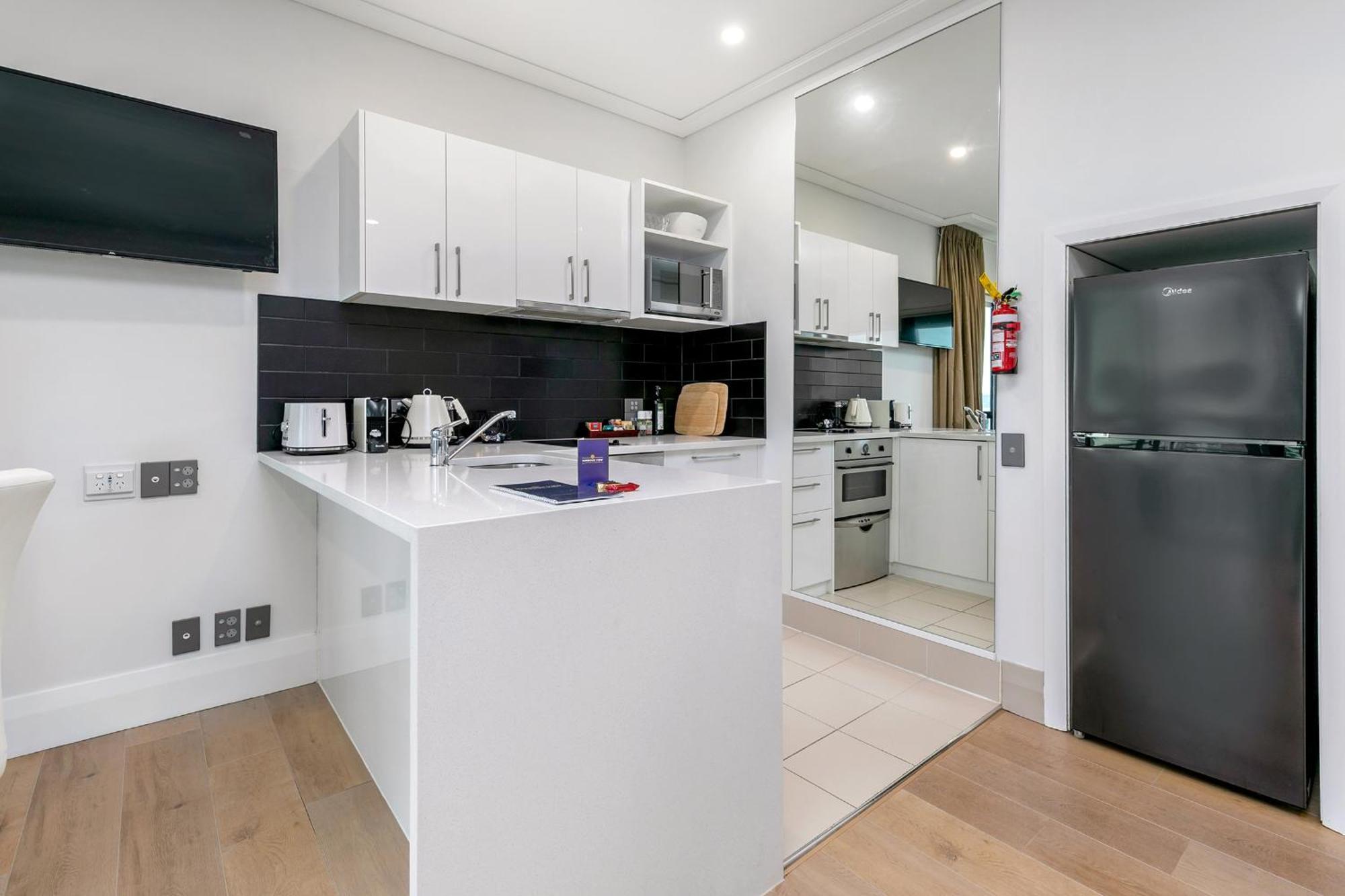 Exquisite Sun Soaked Corner Apartment Auckland Dış mekan fotoğraf