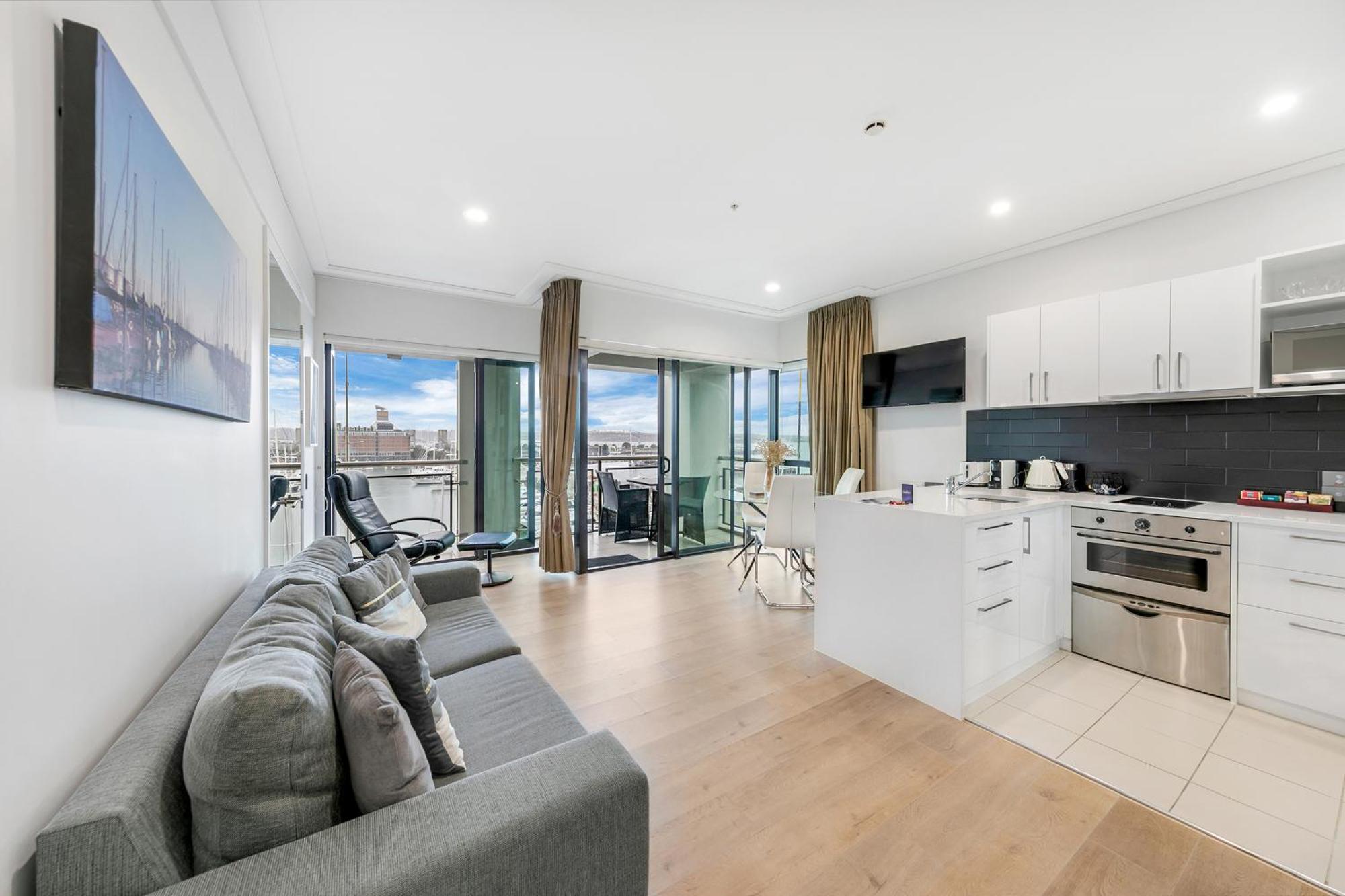Exquisite Sun Soaked Corner Apartment Auckland Dış mekan fotoğraf